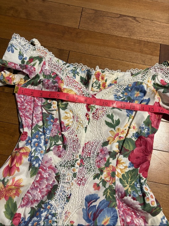 Vintage Floral Lace-Trim Midi Dress in Multi-Color - Picture 6 of 7